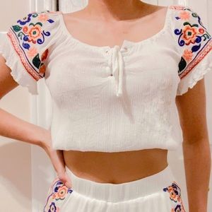 Cropped Floral Top with a Matching Bottom!